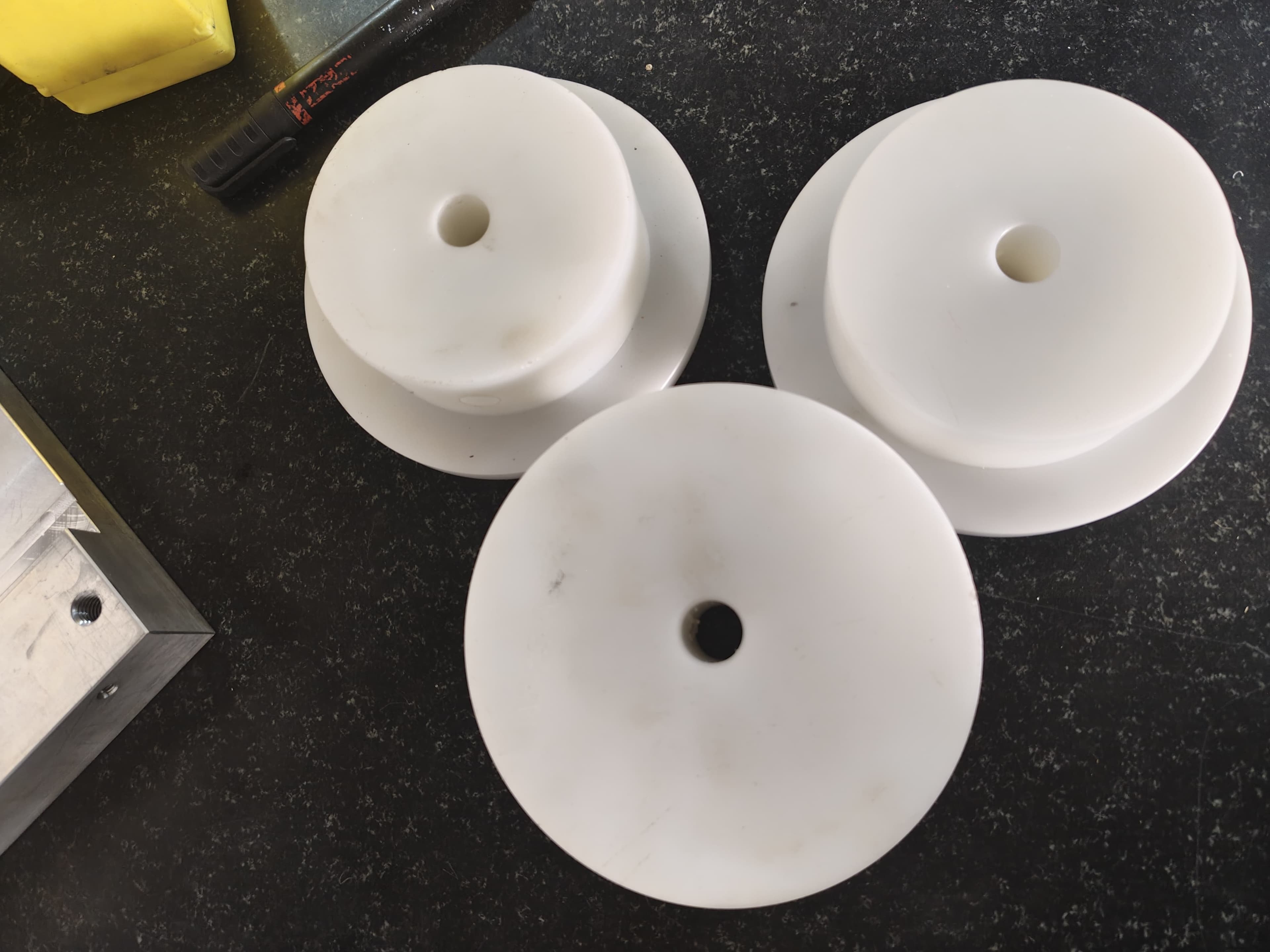 Precision component 1